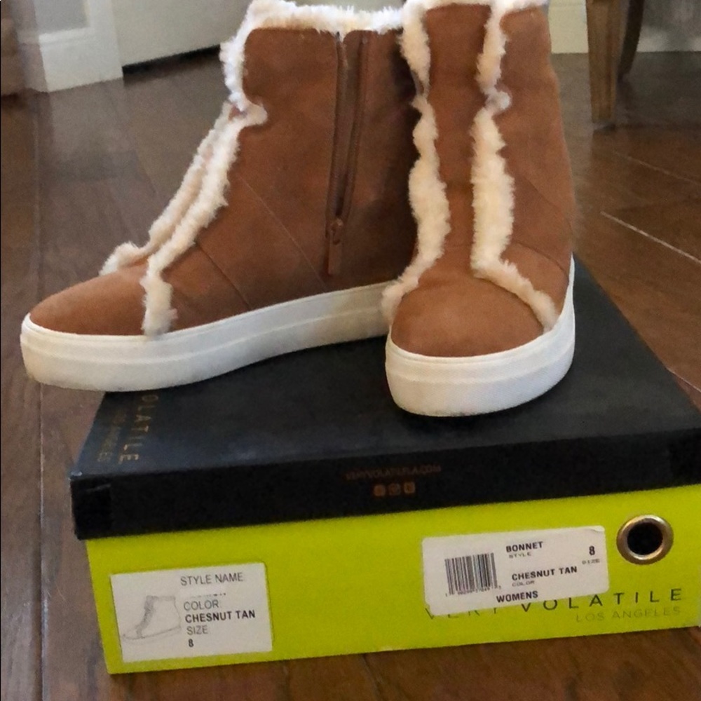 Super comfy fun casual booties